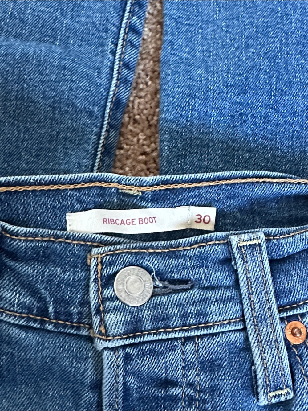 Levi’s Ribcage Boot - Picture 4 of 6